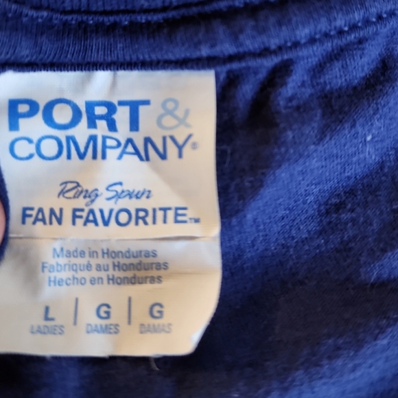 Port & Company Short Sleeve Tees Mom Size Large - Picture 4 of 4